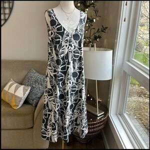 Frank and Oak The Organic Cotton Leaf Dress in Dark Grey Size Small